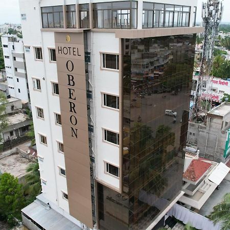 Hotel Oberon Solapur Exteriér fotografie