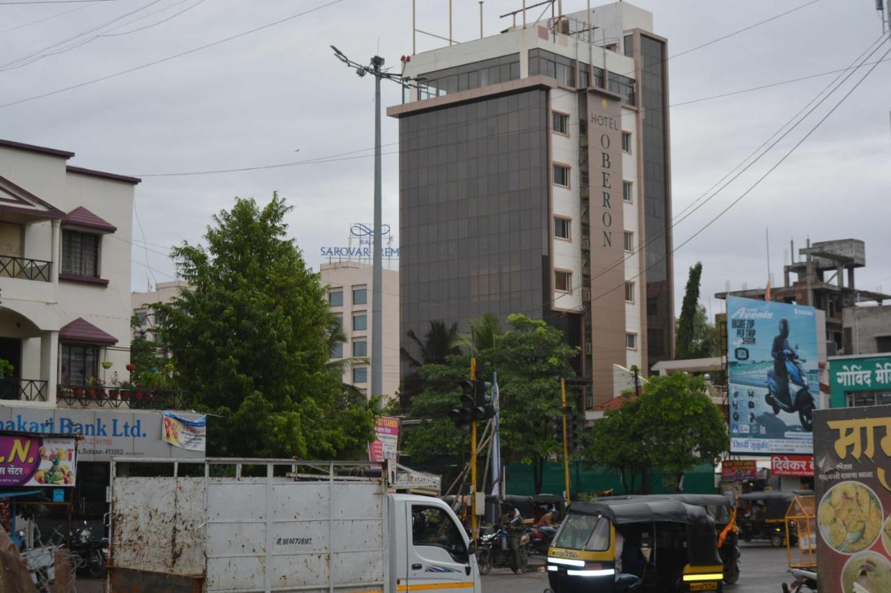 Hotel Oberon Solapur Exteriér fotografie
