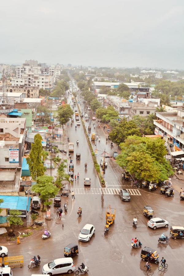 Hotel Oberon Solapur Exteriér fotografie