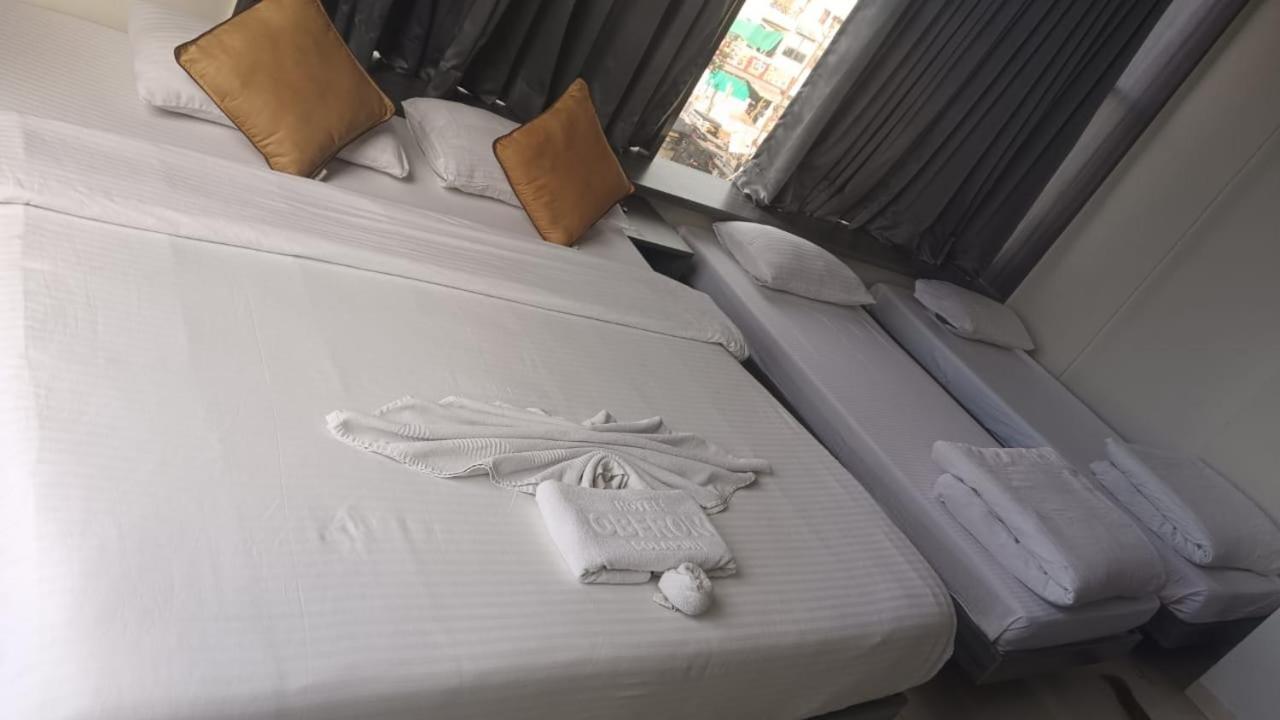 Hotel Oberon Solapur Exteriér fotografie